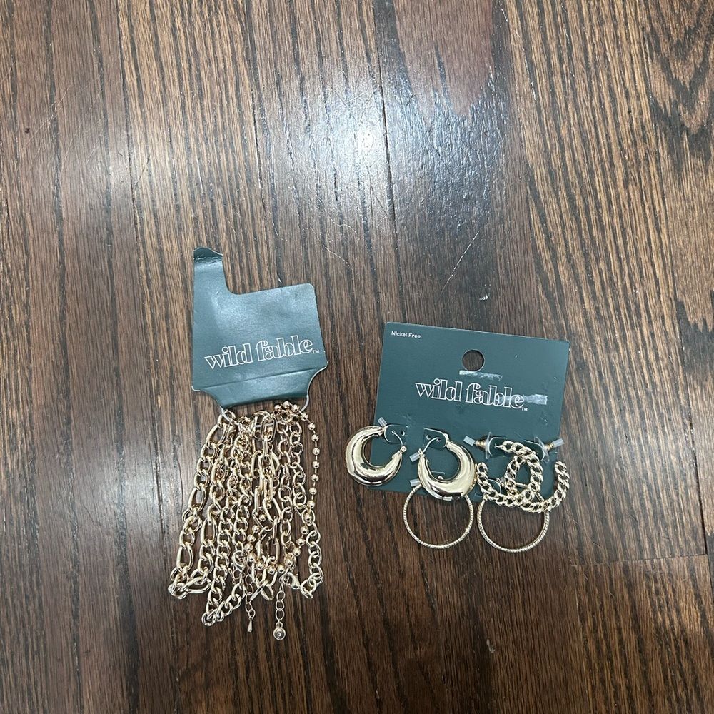 New Bundle Women Earring And Bracelet From Wild Fable 6$